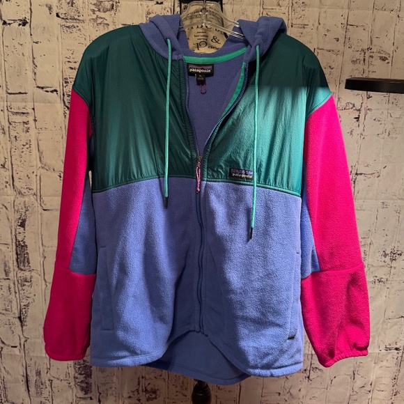 Patagonia Jackets & Blazers - *NWOT* Patagonia Women's Full-Zip Microdini Hoody. Size XL. Multi color.